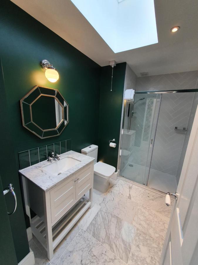 The Loughborough - Elegant, Glamourous Boutique 1 Bed, Central Труро Экстерьер фото